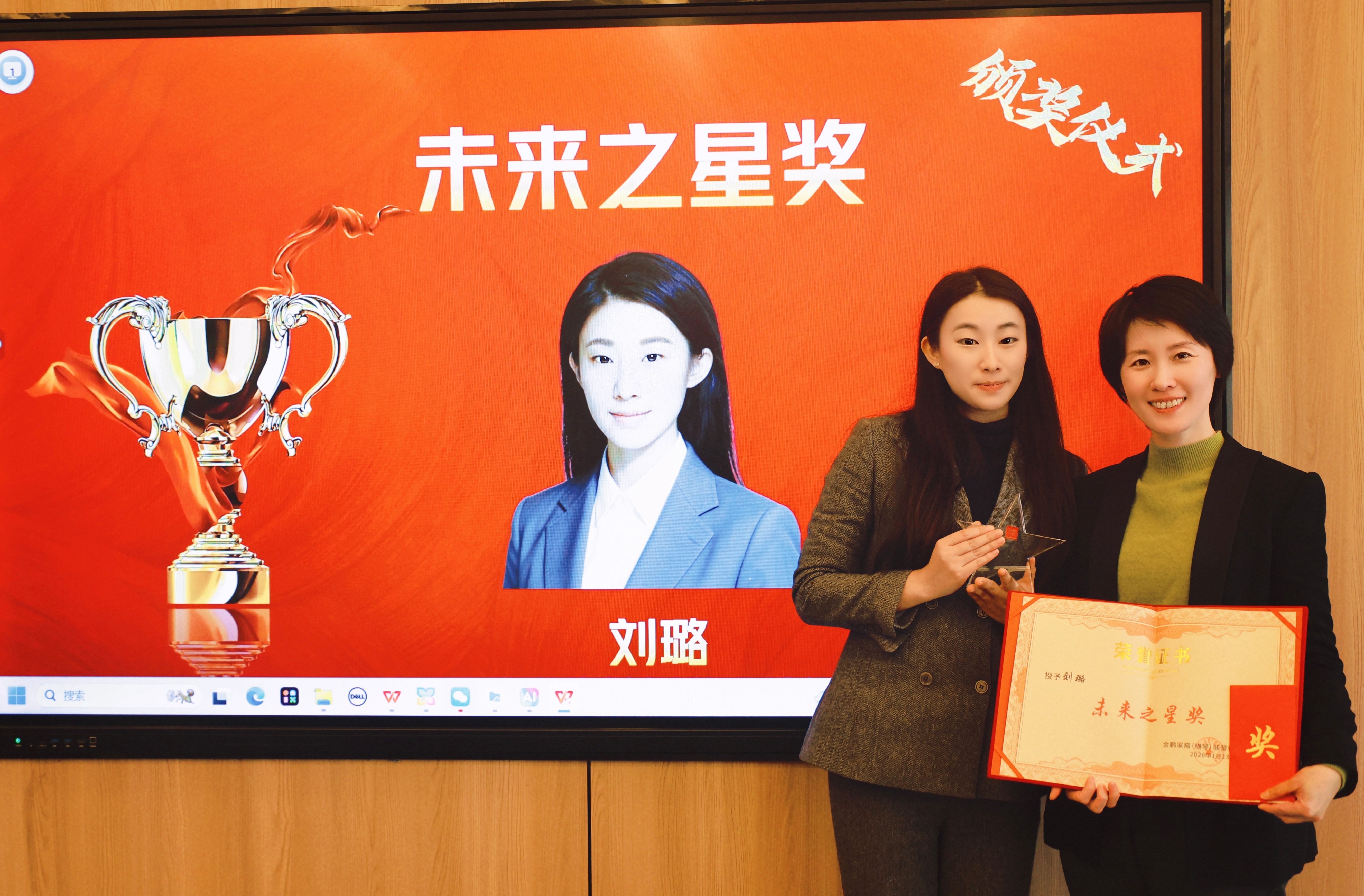 d45ef5599a5230a05ca62656eb42bbf3.jpg d45ef5599a5230a05ca62656eb42bbf3.jpg