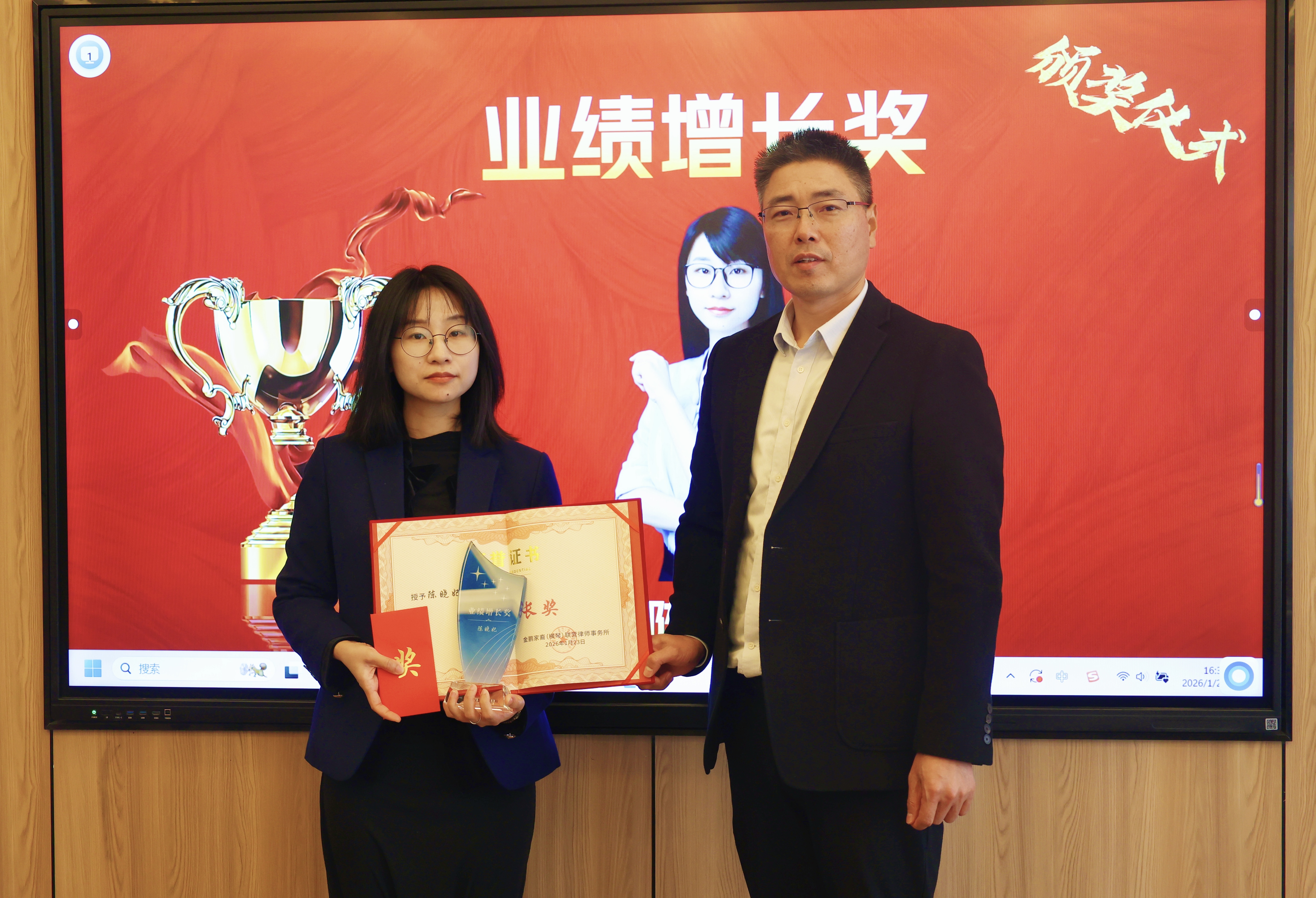 9b2c889cb293512f020f5c5c4385b3da.jpg 9b2c889cb293512f020f5c5c4385b3da.jpg